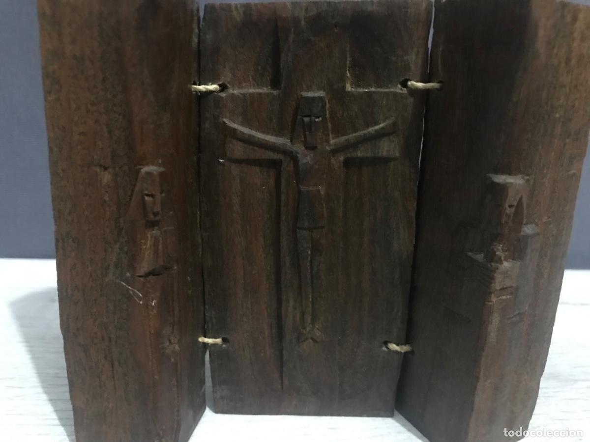 Arte: Tr&iacute;ptico religioso tallado en madera - Foto 2