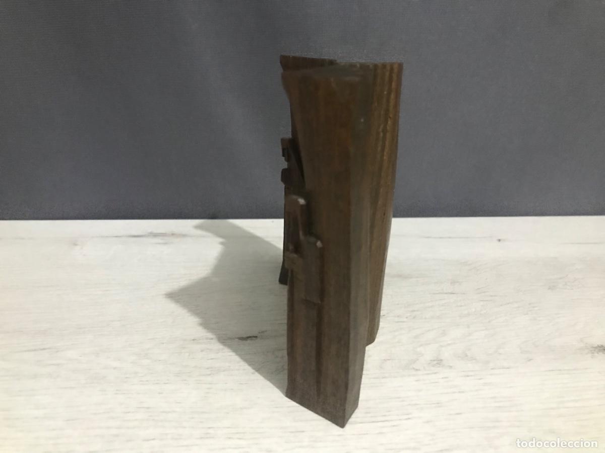 Arte: Tr&iacute;ptico religioso tallado en madera - Foto 6
