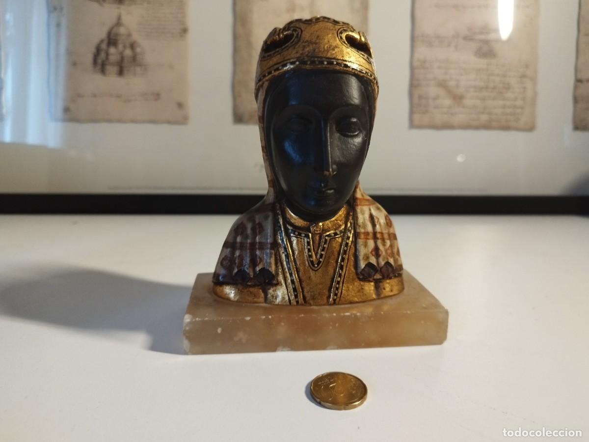Arte: Busto de la Virgen en Montserrat en bronce la Moreneta - Foto 1
