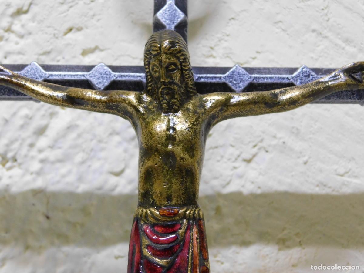 Arte: CRUCIFIJO DE BRONCE - JOAN MAYN&Eacute; - Foto 5