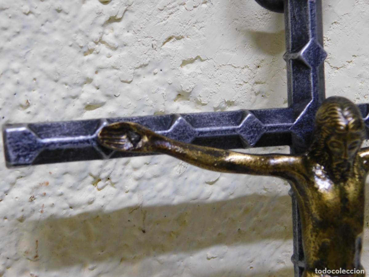 Arte: CRUCIFIJO DE BRONCE - JOAN MAYN&Eacute; - Foto 7