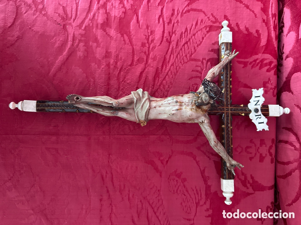 Arte: Cristo crucificado en madera - Foto 1