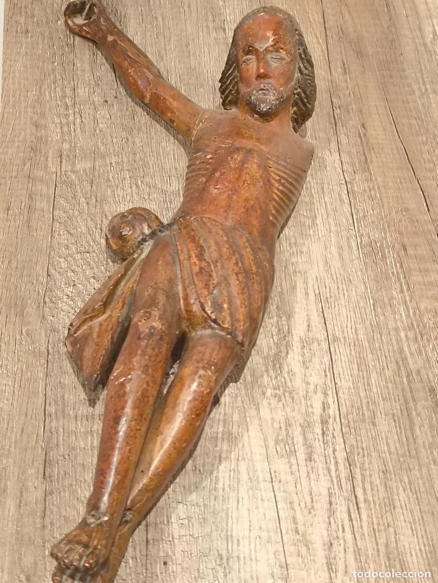 Arte: cristo en madera tallada muy antiguo. - Foto 4