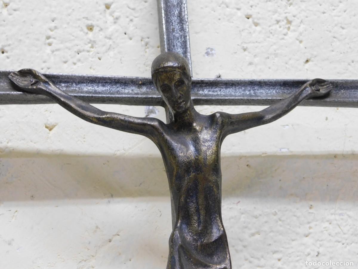 Arte: CRUCIFIJO DE BRONCE - JOAN MAYN&Eacute; - Foto 5