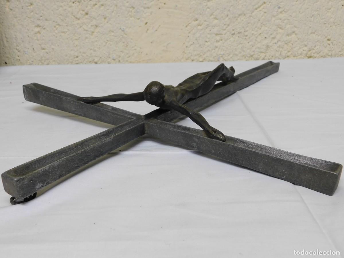 Arte: CRUCIFIJO DE BRONCE - JOAN MAYN&Eacute; - Foto 10
