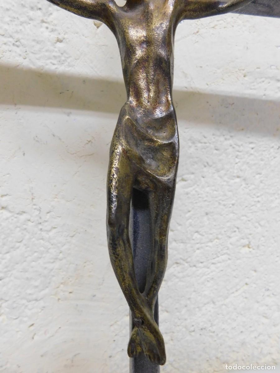 Arte: CRUCIFIJO DE BRONCE - JOAN MAYN&Eacute; - Foto 5