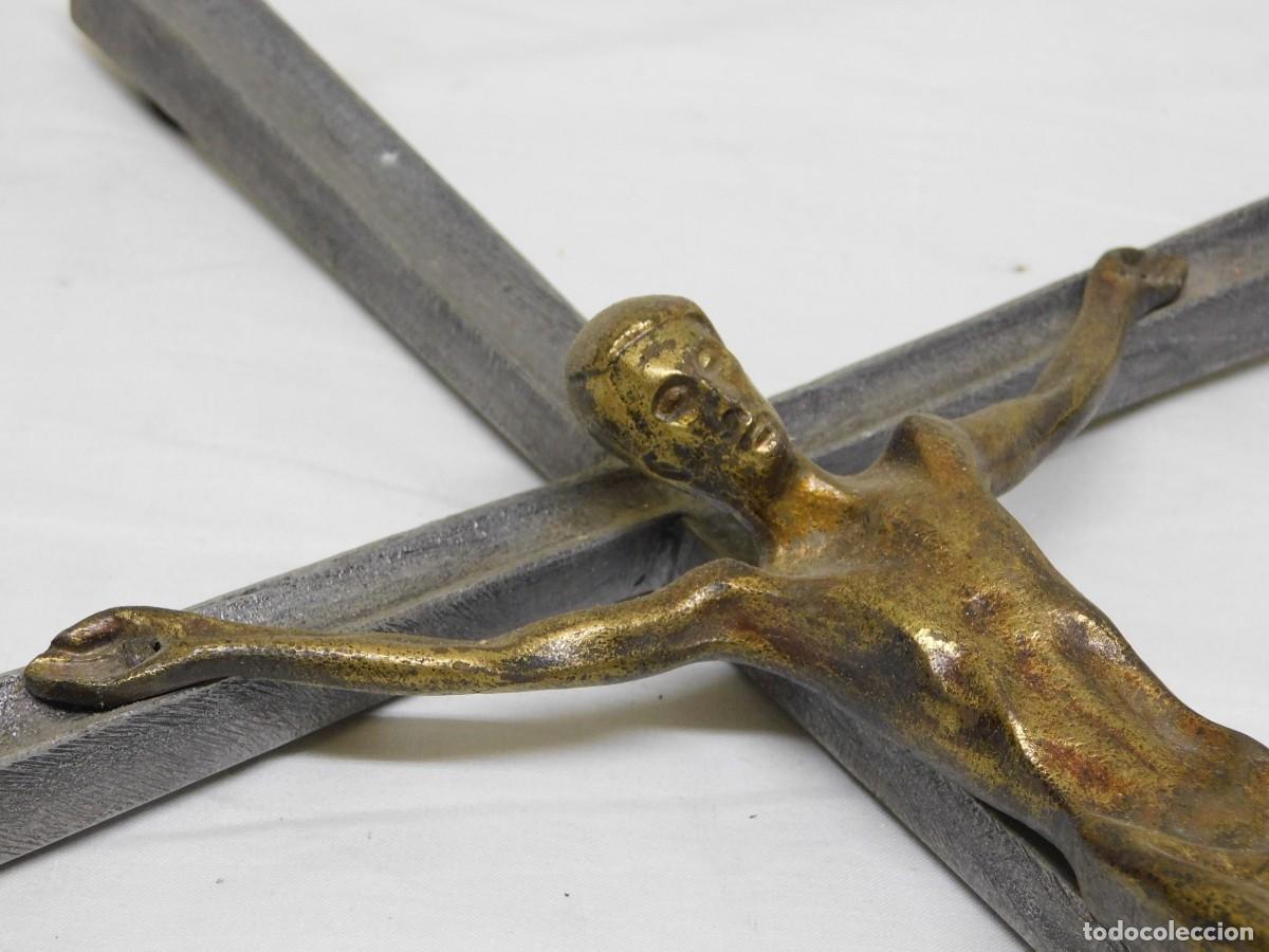 Arte: CRUCIFIJO DE BRONCE - JOAN MAYN&Eacute; - Foto 6