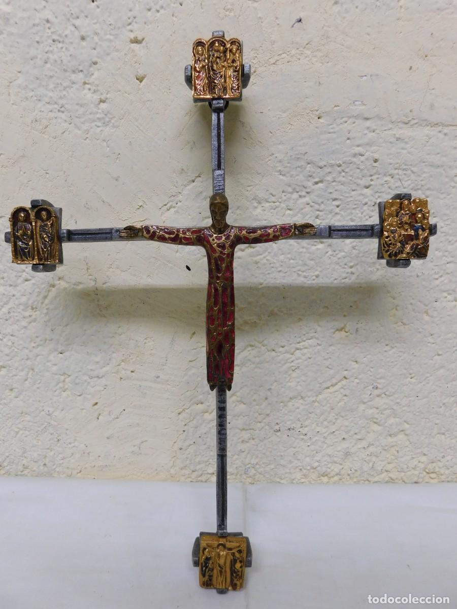 Arte: CRUCIFIJO DE BRONCE - JOAN MAYN&Eacute; - Foto 2