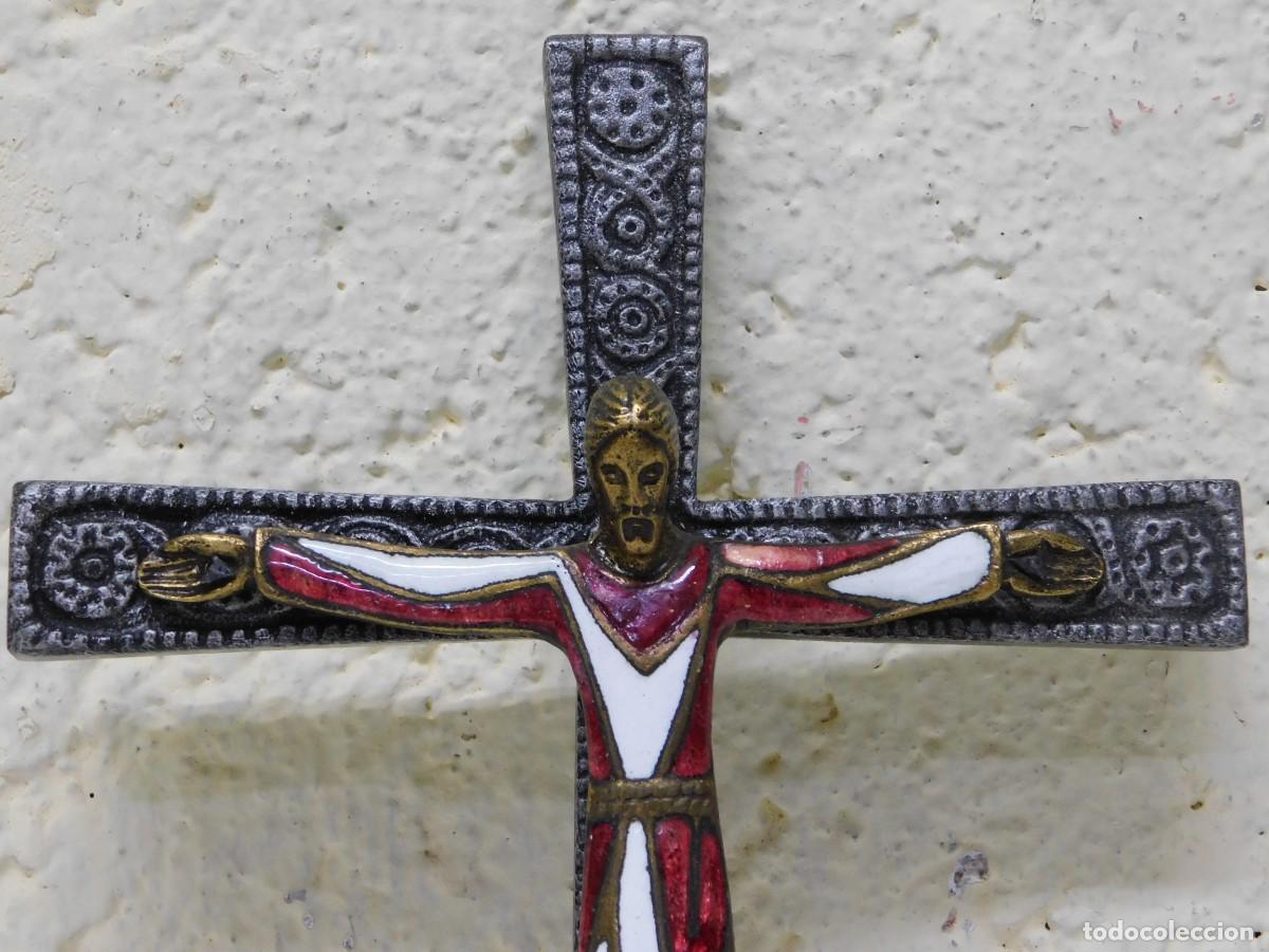 Arte: CRUCIFIJO DE BRONCE - JOAN MAYN&Eacute; - Foto 2