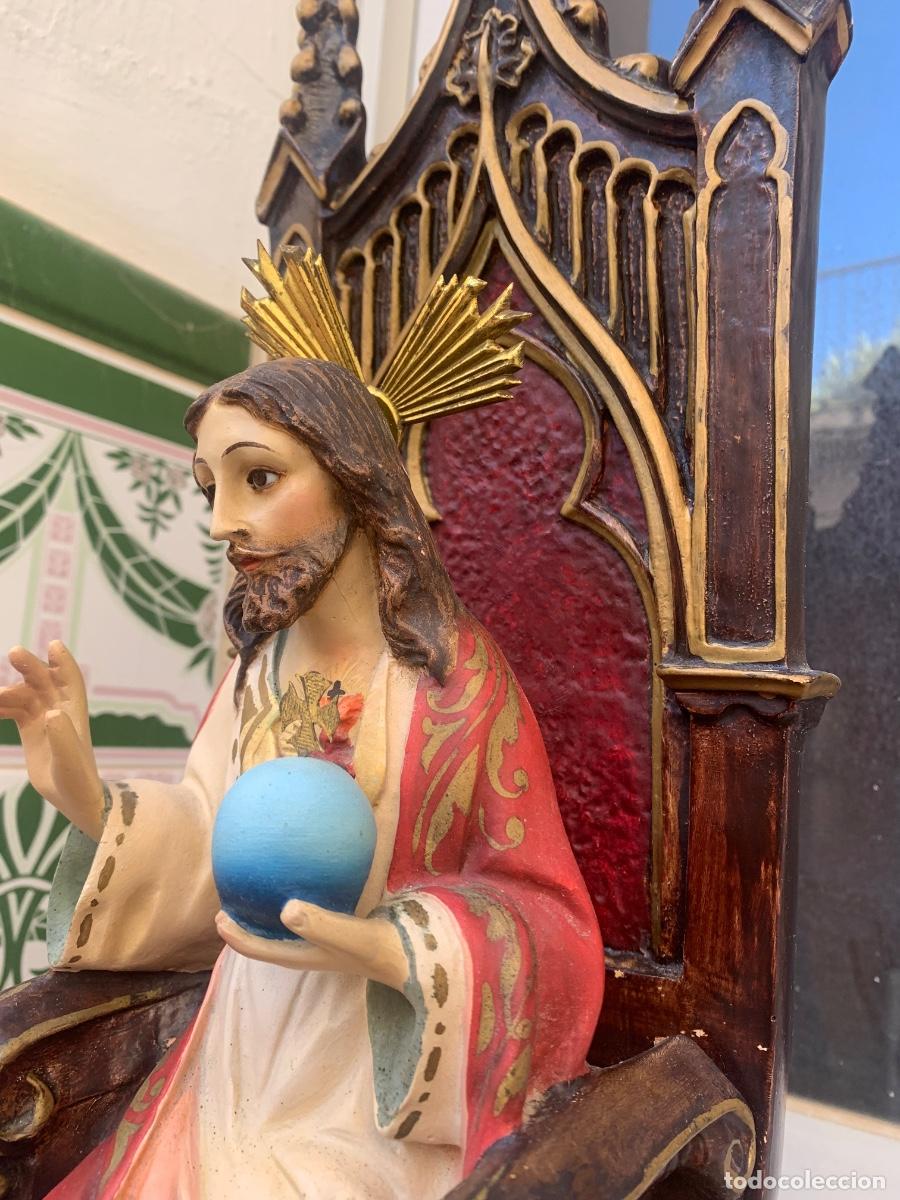 Arte: Coraz&oacute;n de cristo en trono - Foto 1
