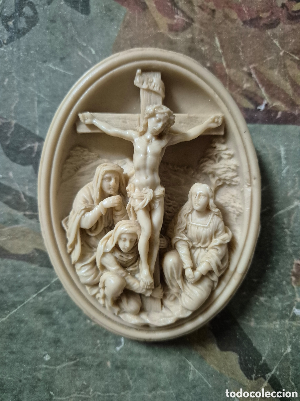 Arte: Peque&ntilde;o relieve de resina - Foto 1