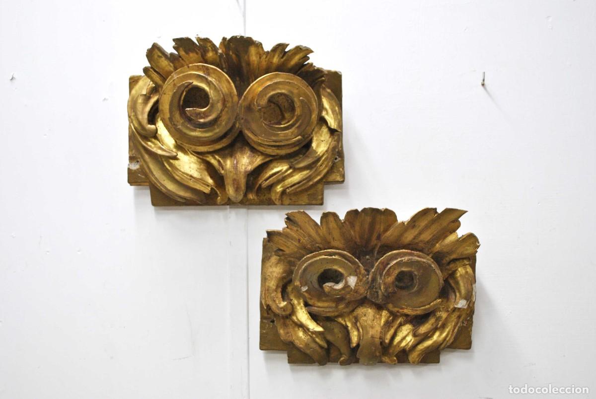 Arte: PAREJA DE RETABLOS DE MADERA TALLADA Y PAN DE ORO - Foto 2