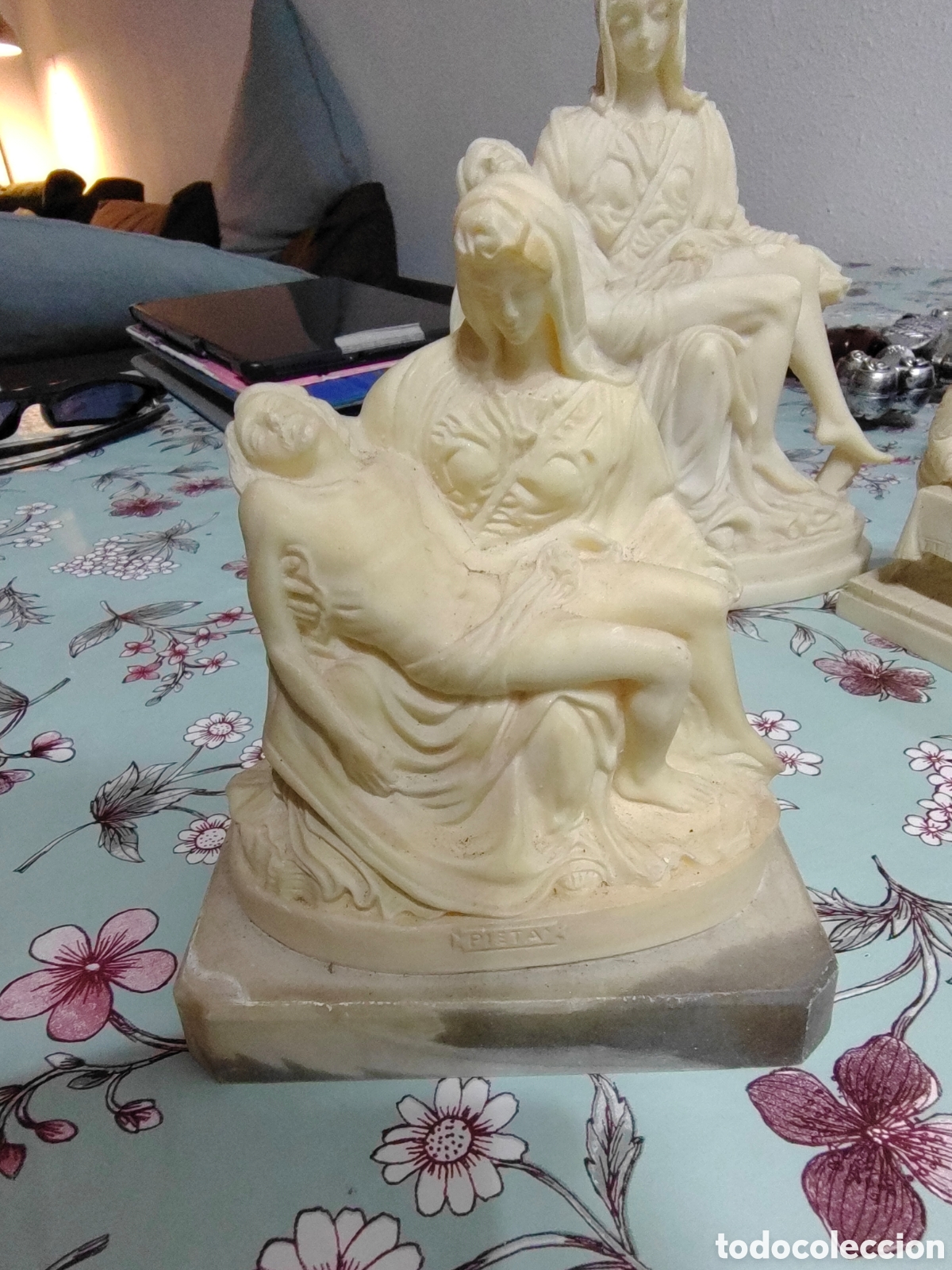 Arte: Figura La Pietat con base. Comprada en Roma - Foto 2