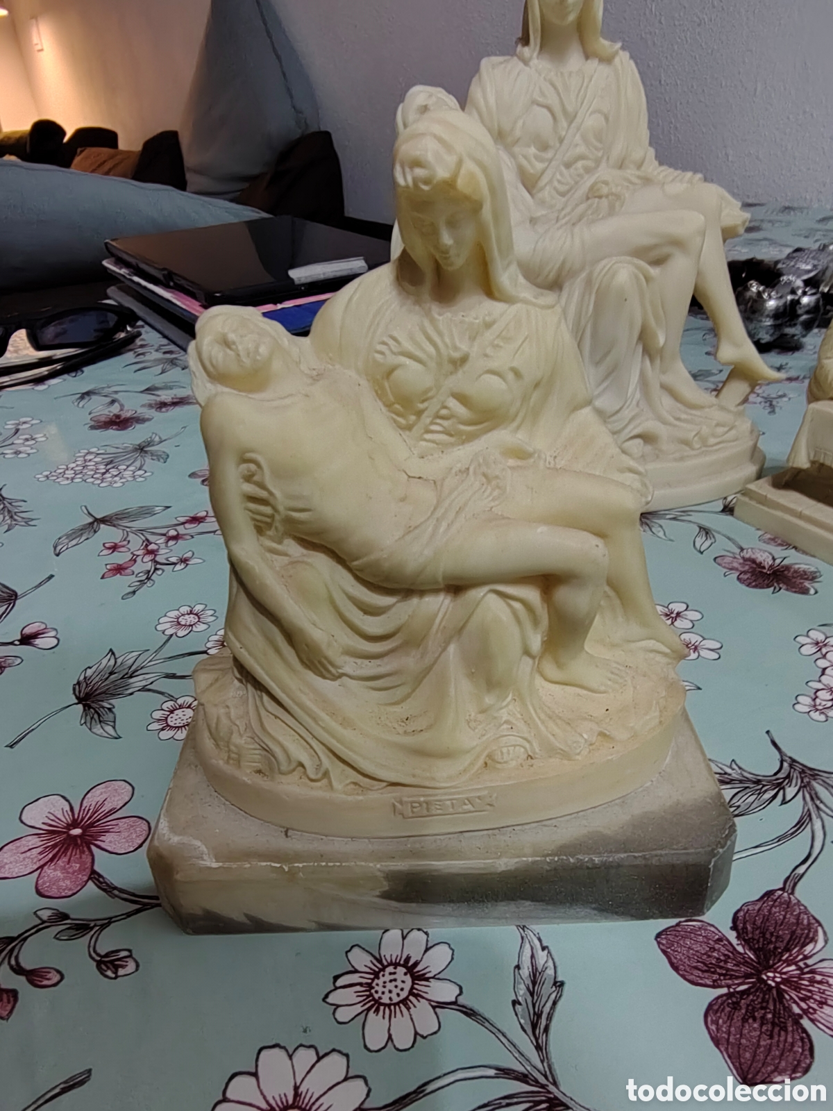 Arte: Figura La Pietat con base. Comprada en Roma - Foto 1