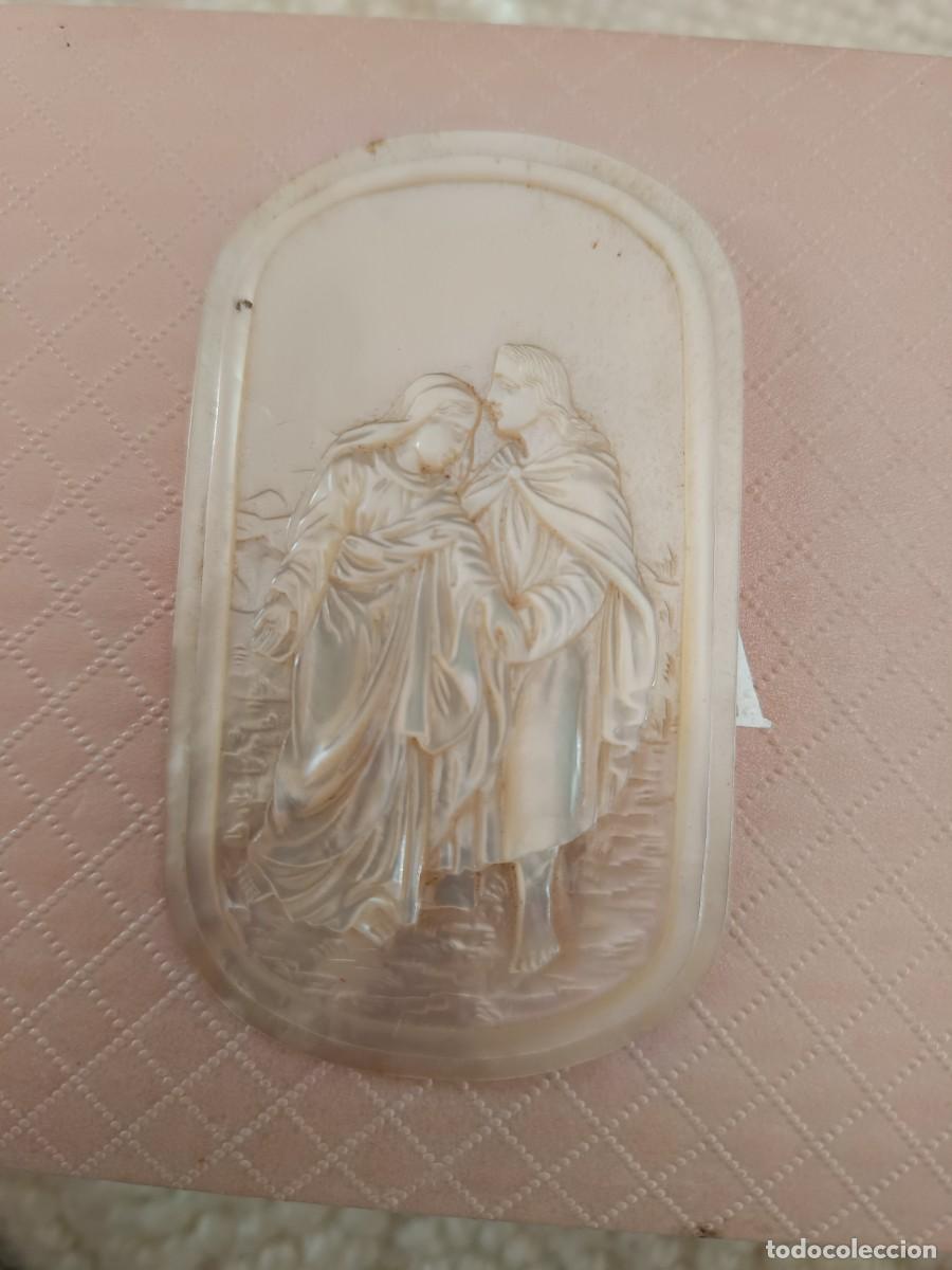 Arte: Antiguo medall&oacute;n de n&aacute;car - Foto 1