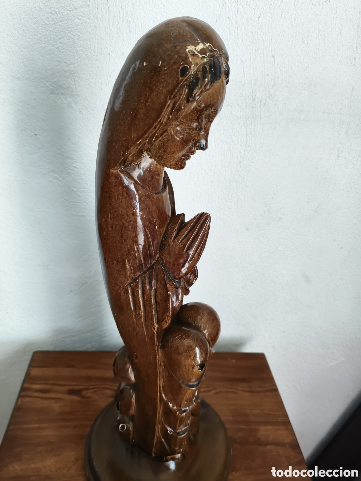 Art: Antigua Virgen Mar&iacute;a estilo romanico , madera tallada 47 CM a&ntilde;os 70 Murcia?