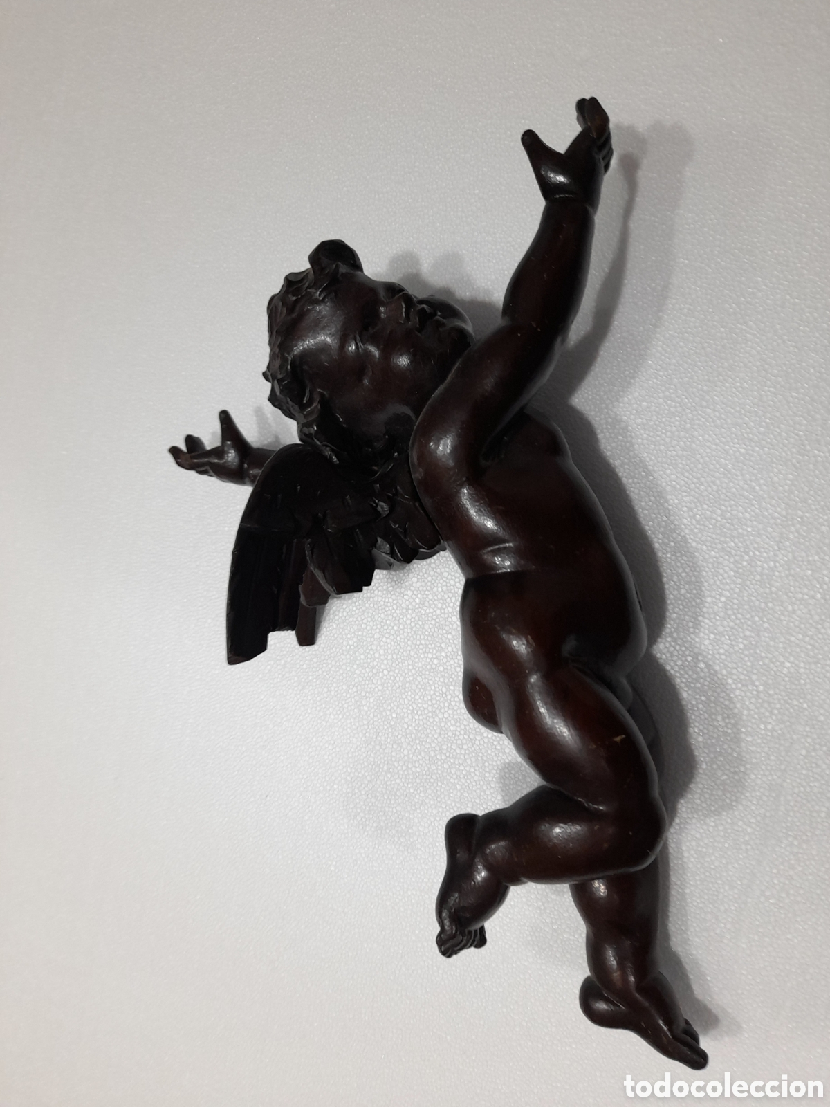Arte: Talla de querub&iacute;n de nogal - Foto 1