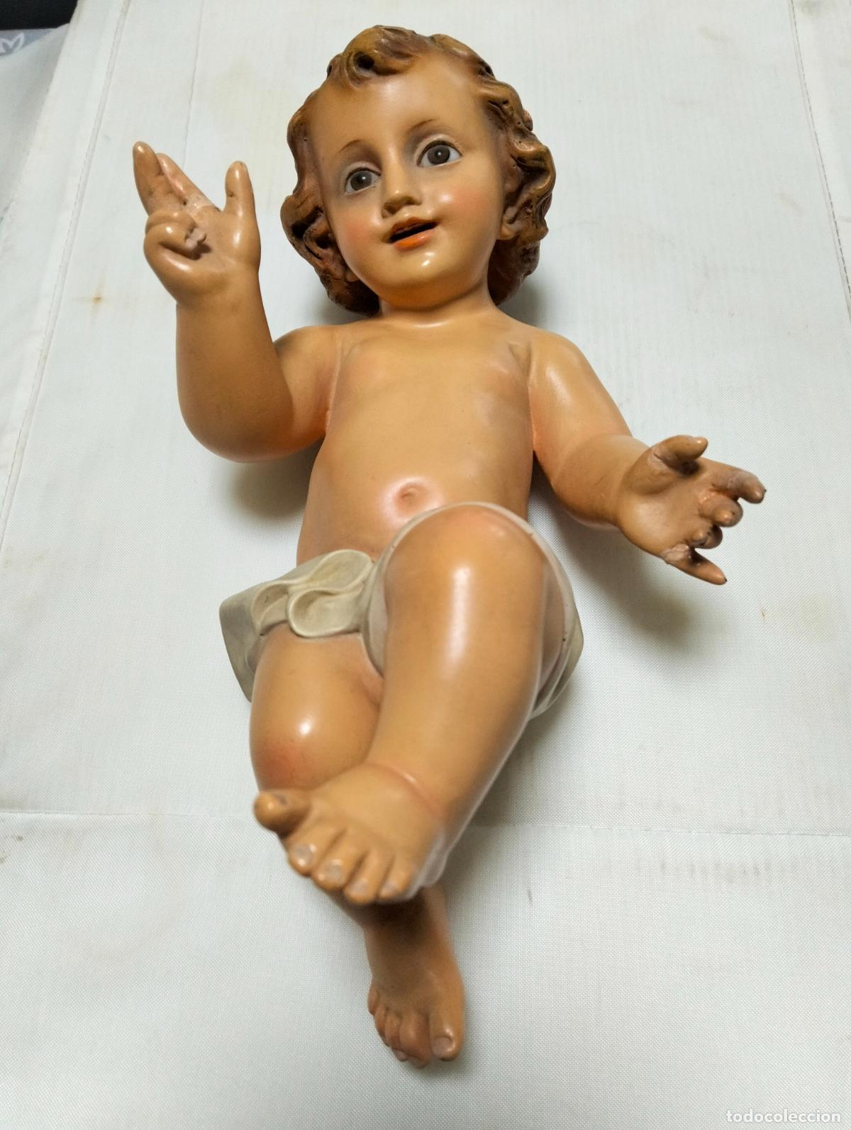 Arte: ESCULTURA DEL NI&Ntilde;O JESUS, POSIBLEMENTE ESTUCO POLICROMADO, OLOT, MEDIDAS 26X14X10 CM