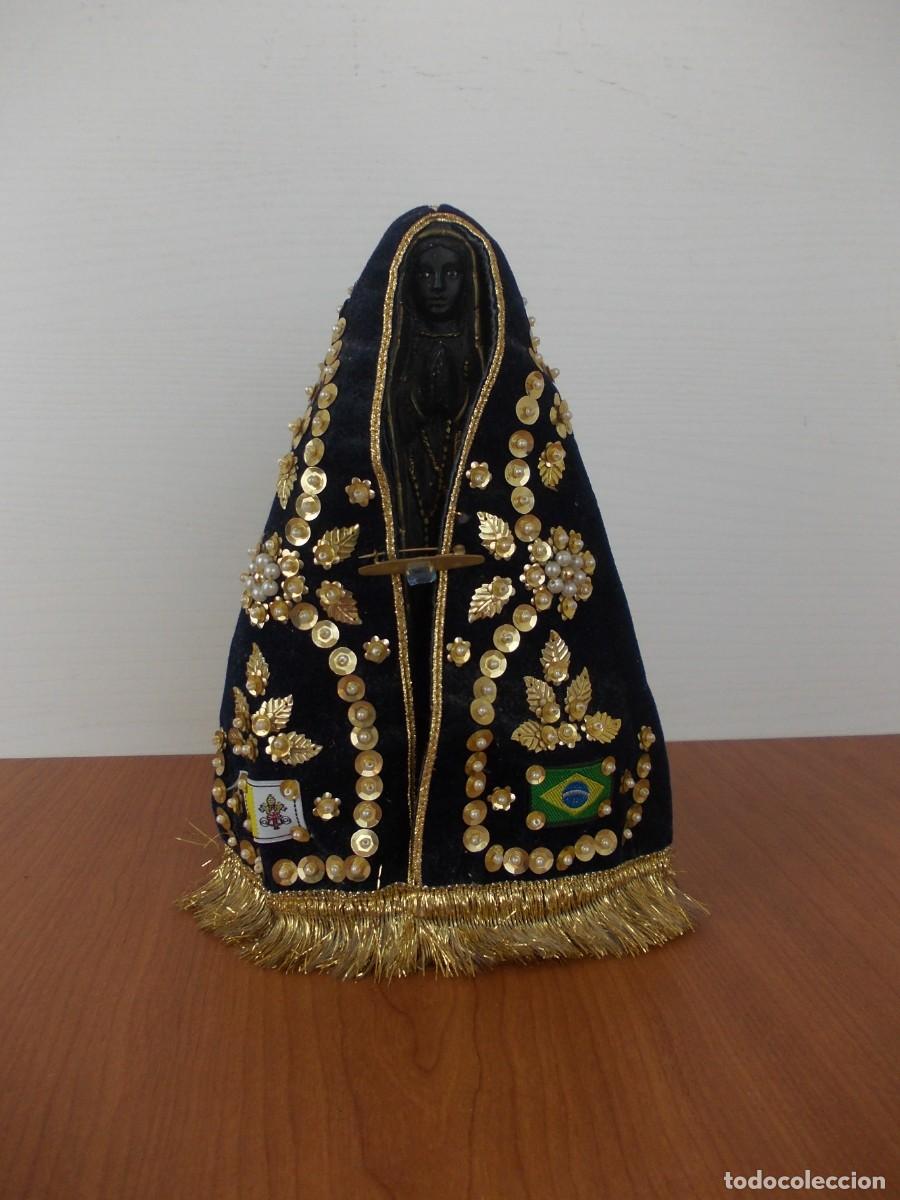 Kunst: Imagen Virgen Nuestra Se&ntilde;ora Aparecida Patrona Brasil Manto Bordado Banderas Terciopelo solemne