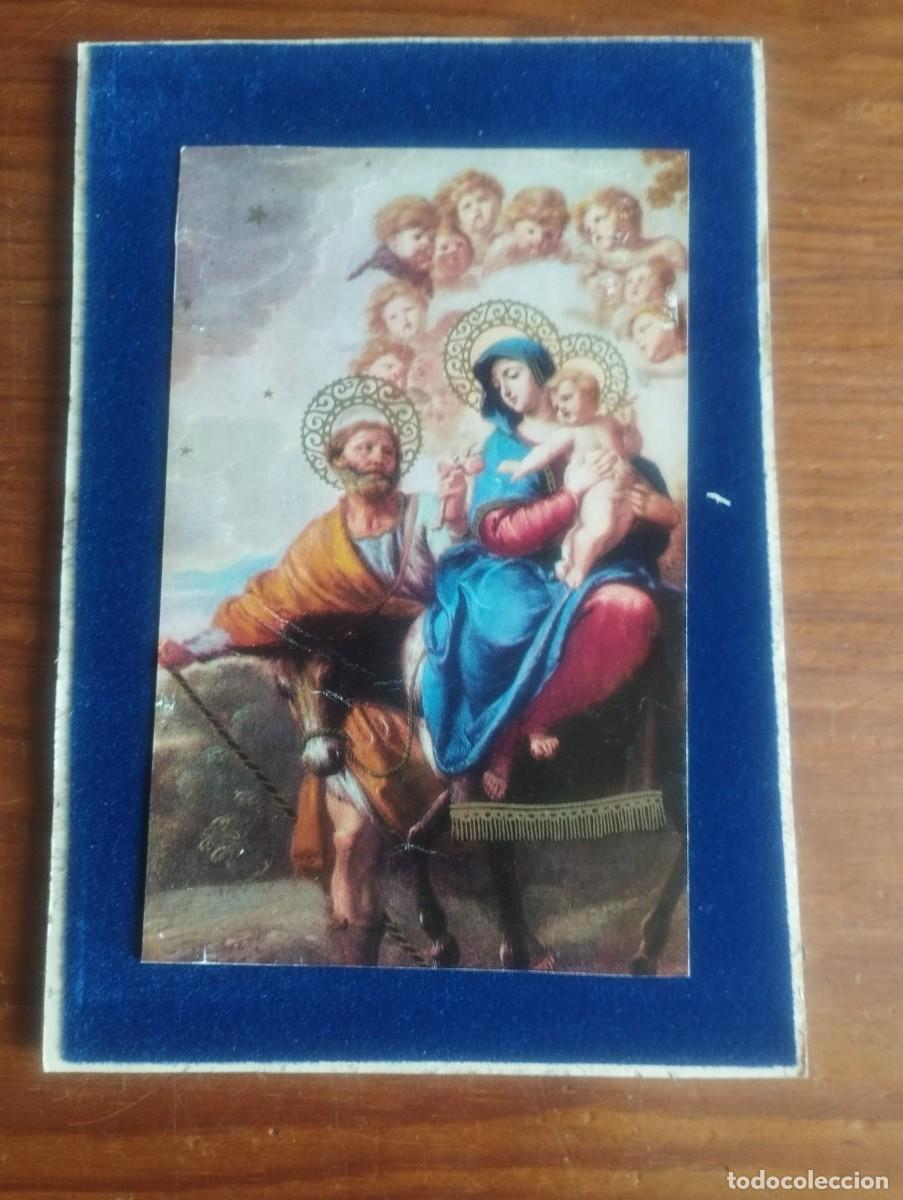 Arte: Imagen religiosa montada sobre terciopelo, cart&oacute;n y cristal.