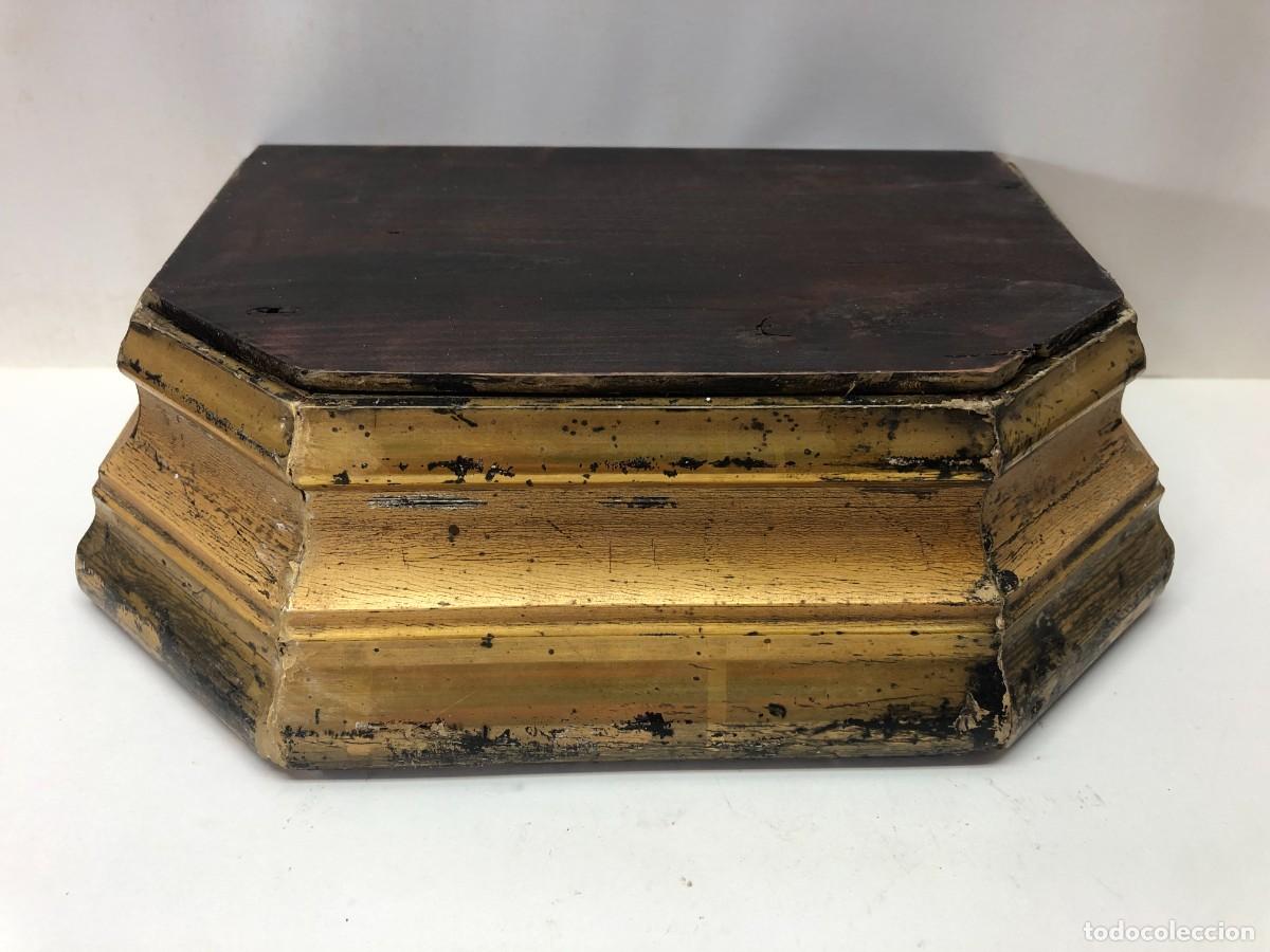 Arte: s. XIX XVIII - Peana pedestal para santo Virgen talla - moldura en oro fino