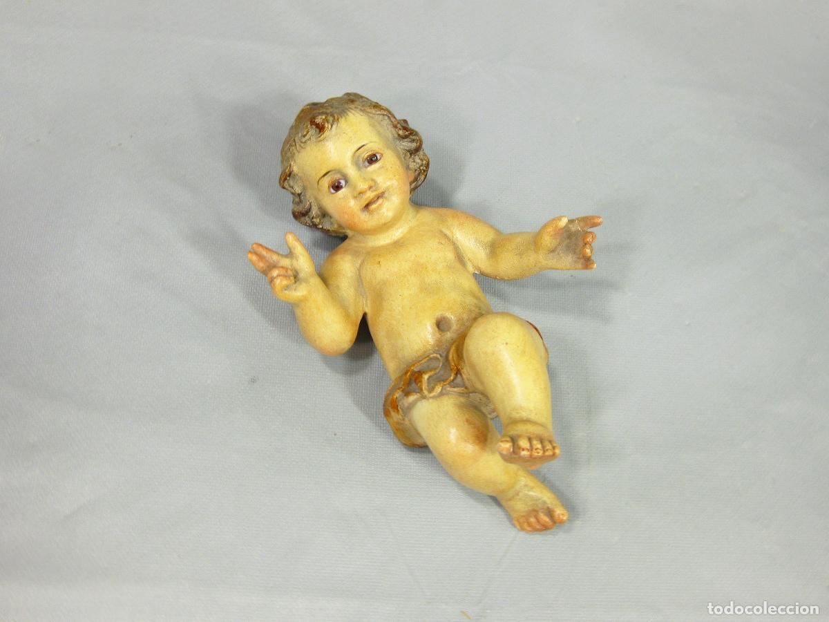 Arte: FIGURA DEL NI&Ntilde;O JES&Uacute;S EN ESTUCO CON OJOS DE CRISTAL Y PINTURA POLICROMADA. POSIBLEMENTE DE OLOT