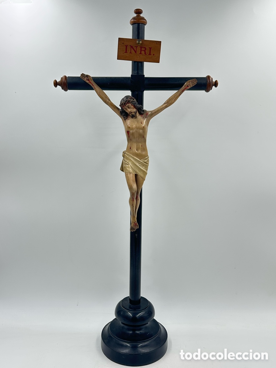 Arte: Antigua escultura de Olot - el arte Cristiano - Cristo en la Cruz