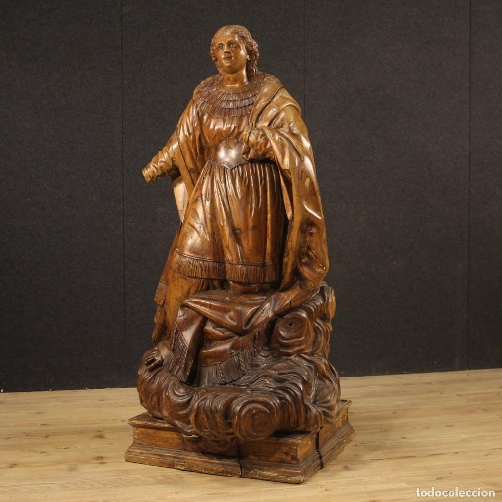 Arte: Escultura antigua alemana de madera del siglo XVIII.