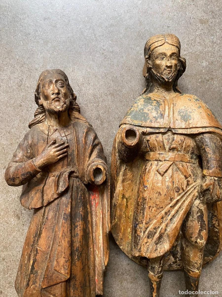 Arte: Ap&oacute;stoles, pareja de tallas policromadas, posiblemente hispanofilipinas, siglo XVIII.