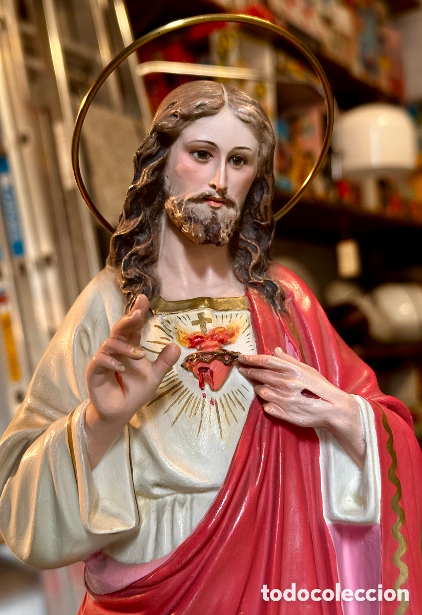 Arte: IMAGEN DEL SAGRADO CORAZ&Oacute;N DE JES&Uacute;S. ARTE OLOTENSE, OLOT. 45 cms.