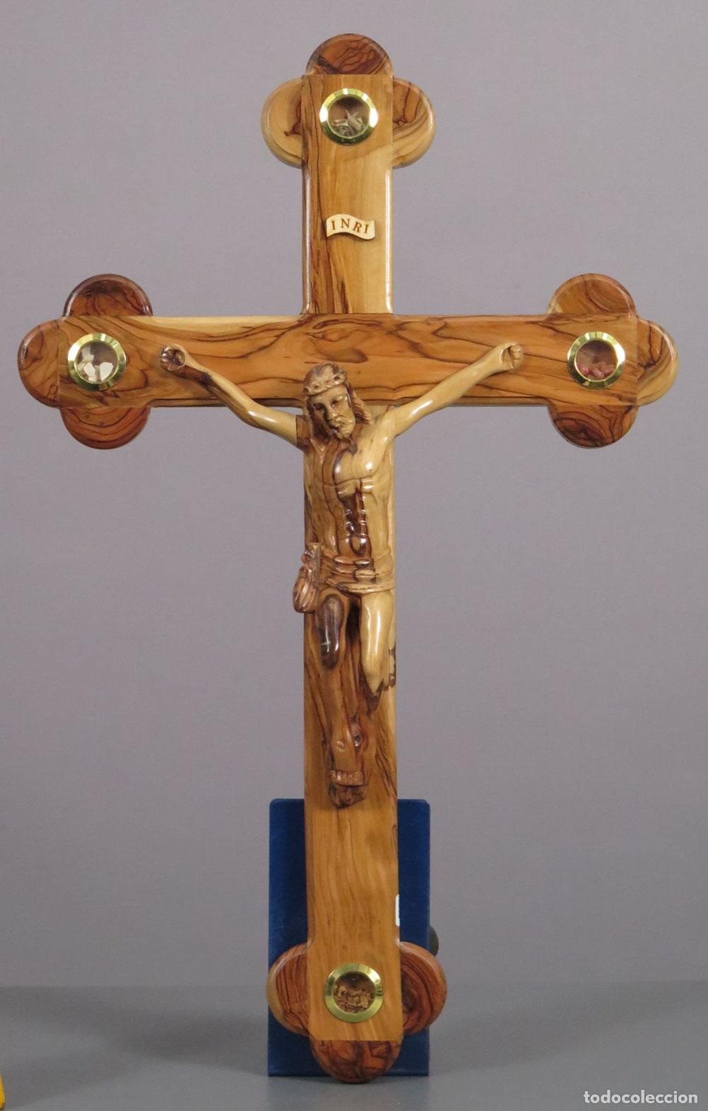 Arte: CRUZ RELICARIO. MADERA DE OLIVO. JERUSALEN. SIGLO XX