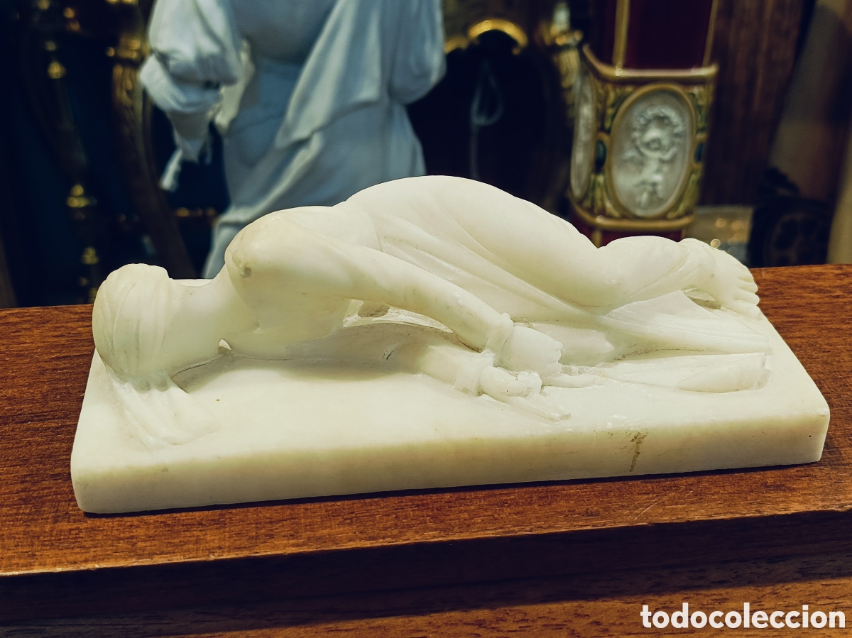 Arte: ANTIGUA FIGURA TALLADA RN ALABASTRO . SANTA CECILIA . 15&times;7 cm