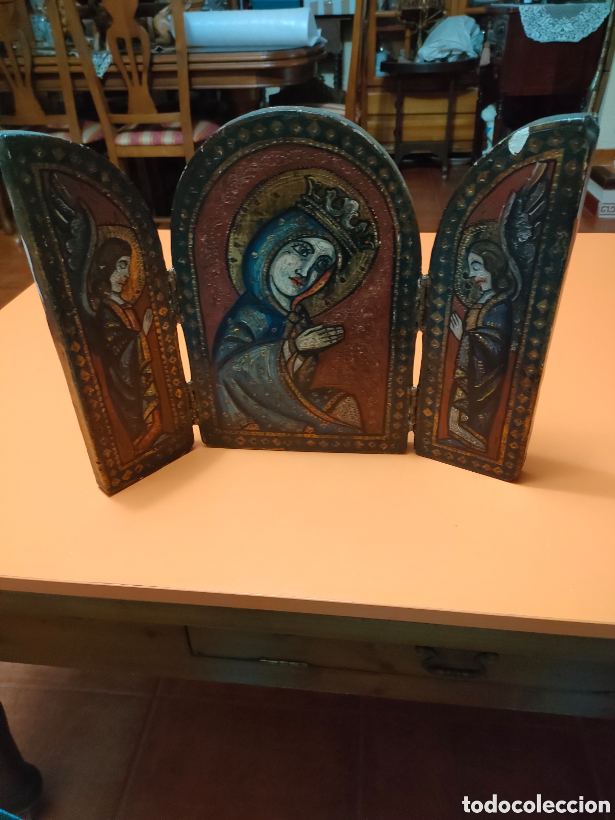 Arte: Antiguo tr&iacute;ptico bizantino hecho a mano en madera policromada sxix