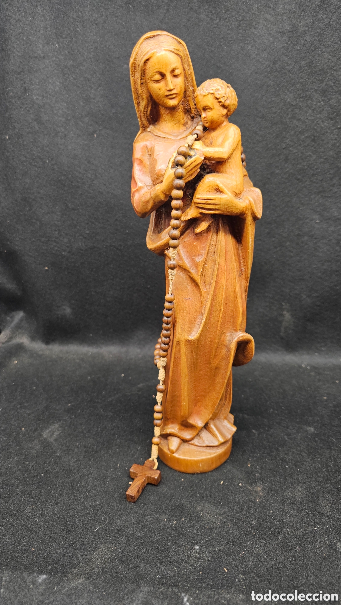 Arte: Virgen y ni&ntilde;o Jes&uacute;s en madera tallada