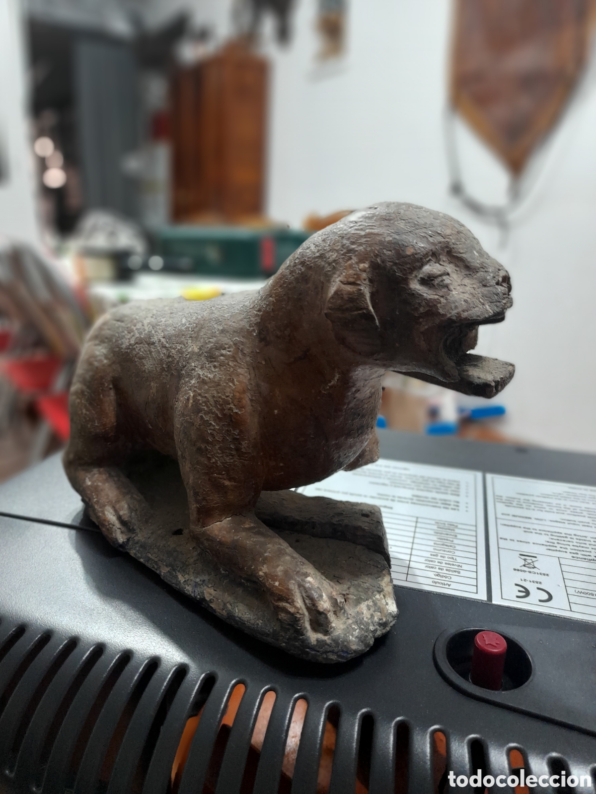 Arte: Perro de San Roque talla