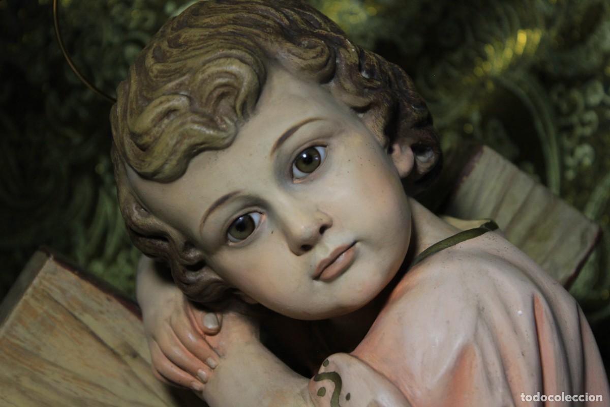 Arte: Ni&ntilde;o Jes&uacute;s en la Cruz, Antiguo Ni&ntilde;o, Ni&ntilde;o Escayola, Religi&oacute;n, Escultura Ni&ntilde;o.
