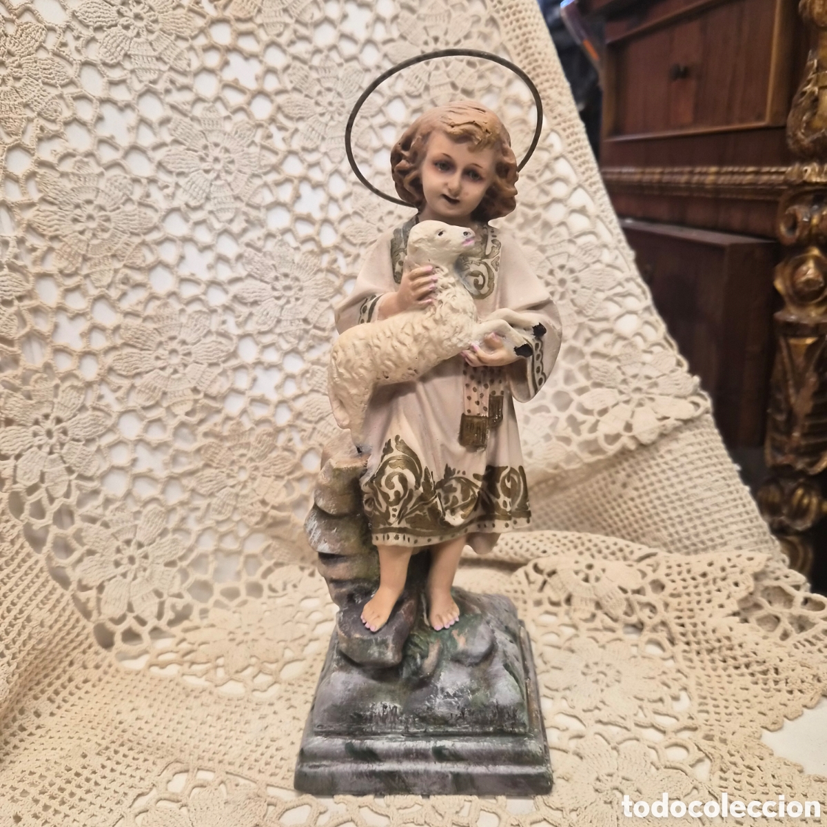 Arte: Escultura Ni&ntilde;o Jes&uacute;s Buen Pastor Antiguo en Madera Policromada con Cordero y Halo Metalico