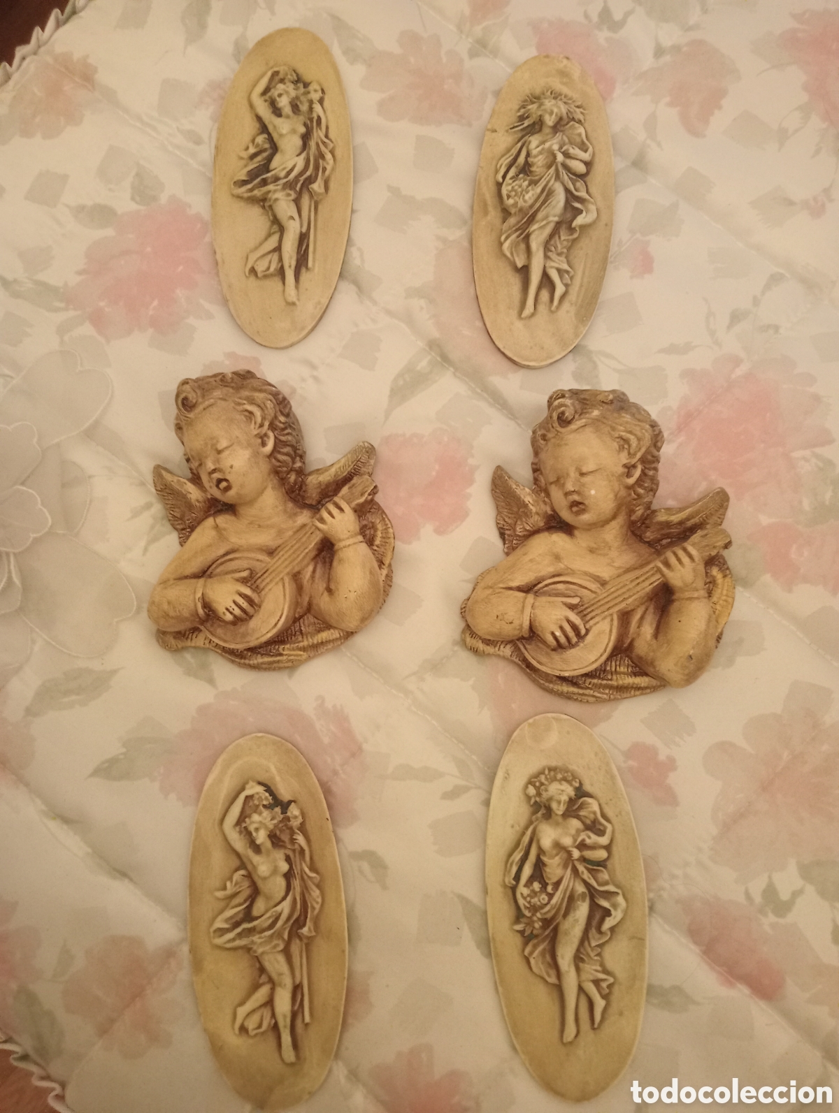 Arte: Adornos de escayola decorados