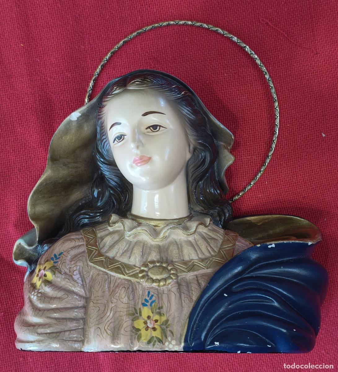 Arte: Escultura de busto de la Virgen Mar&iacute;a.