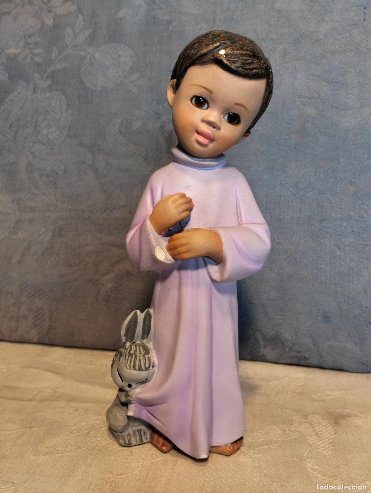 Arte: Ni&ntilde;o Jes&uacute;s con conejo de estuco policromado con ojos de cristal de la marca Olda de los a&ntilde;os 60-70