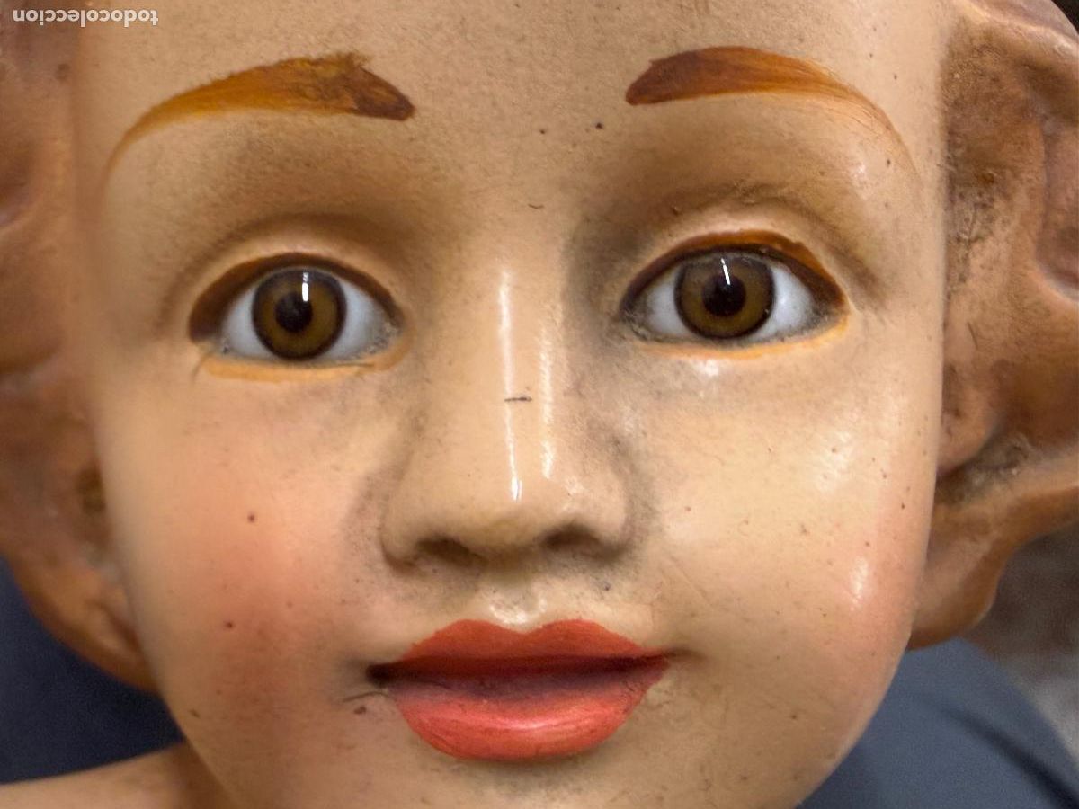 Arte: NI&Ntilde;O JESUS de cuna, ojos de cristal. en estuco. talleres de Olot. 26,5cms