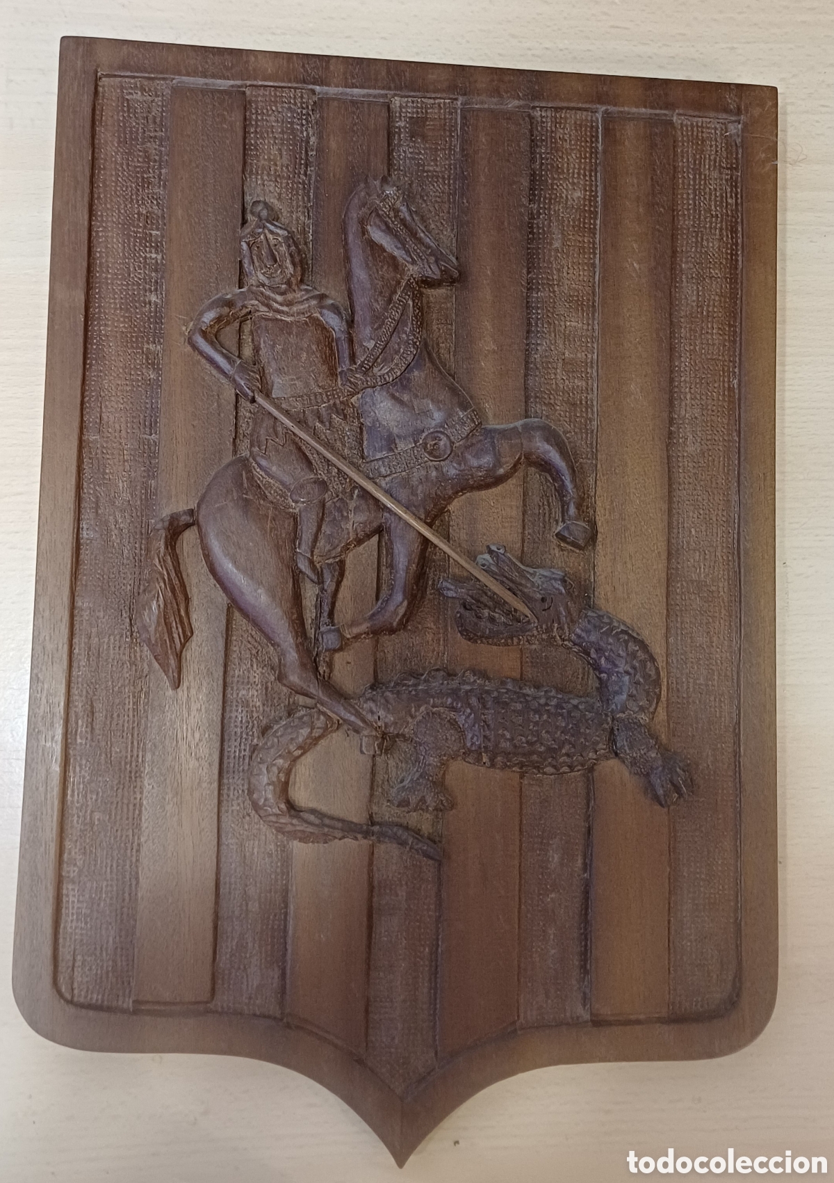 Arte: ESCUT CATALUNYA I SANT JORDI TALLA DE FUSTA
