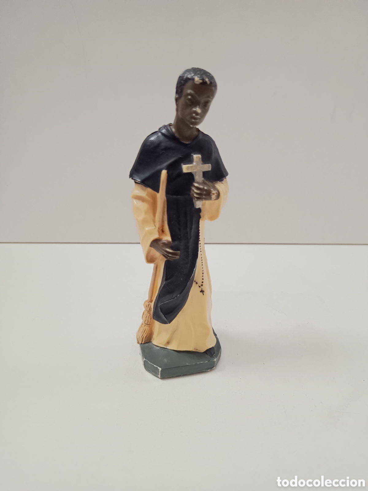 Kunst: FIGURA DE SAN MART&Iacute;N DE PORRES EN CELULOIDE