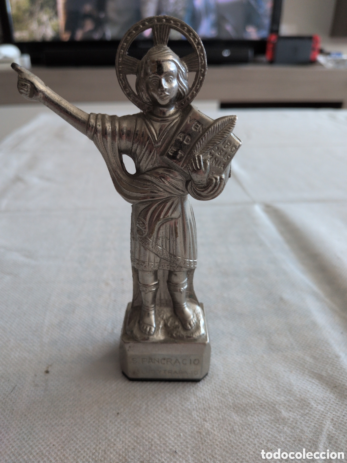 Arte: Preciosa figura San Pancracio de metal - 14 cm.