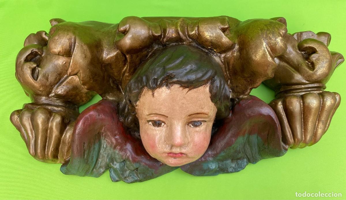 Arte: FRAGAMENTO DE RETABLO, EN MADERA TALLADA Y POLICROMADA. ESCUELA BARROCA ANDALUZAS. XVII