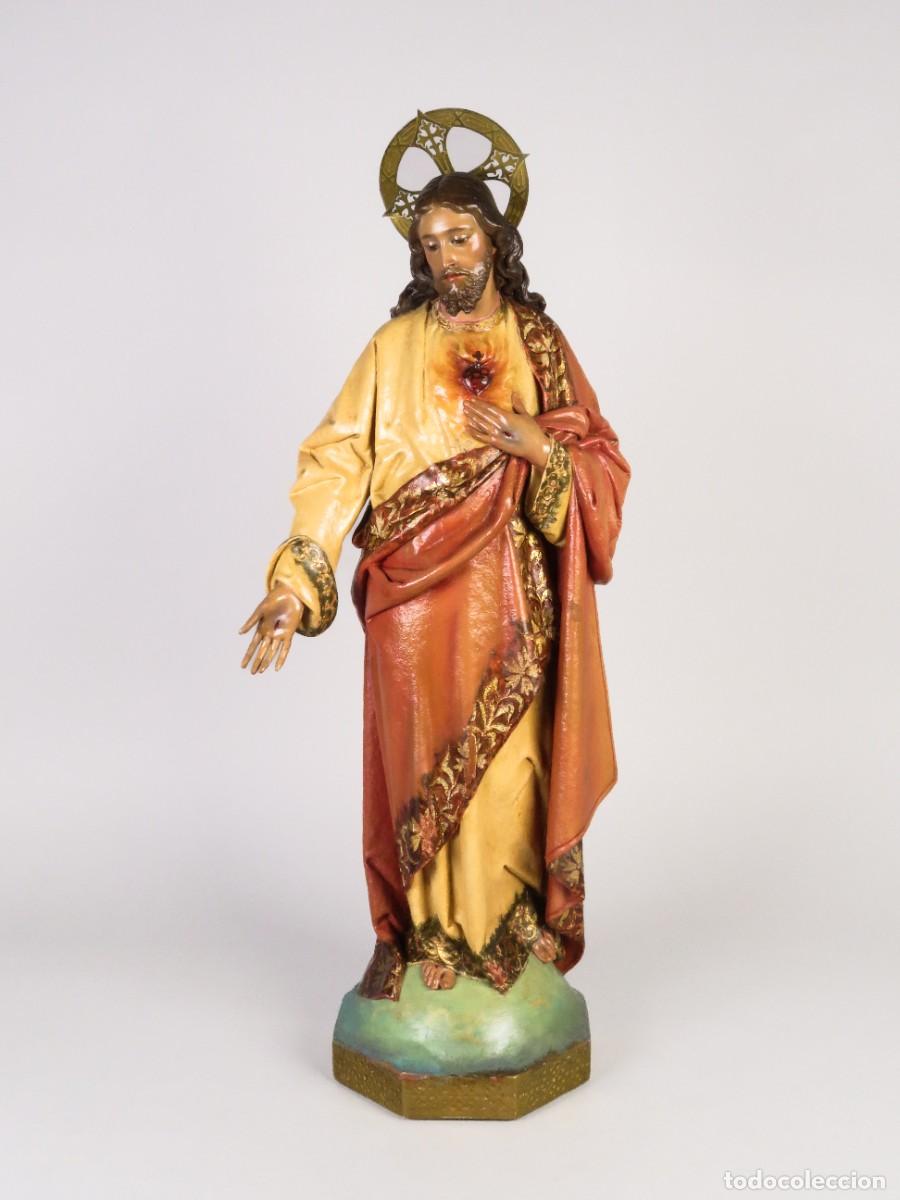 Arte: Sagrado coraz&oacute;n de Jes&uacute;s en madera tallada policromada Francisco Font y Pons principios siglo XX