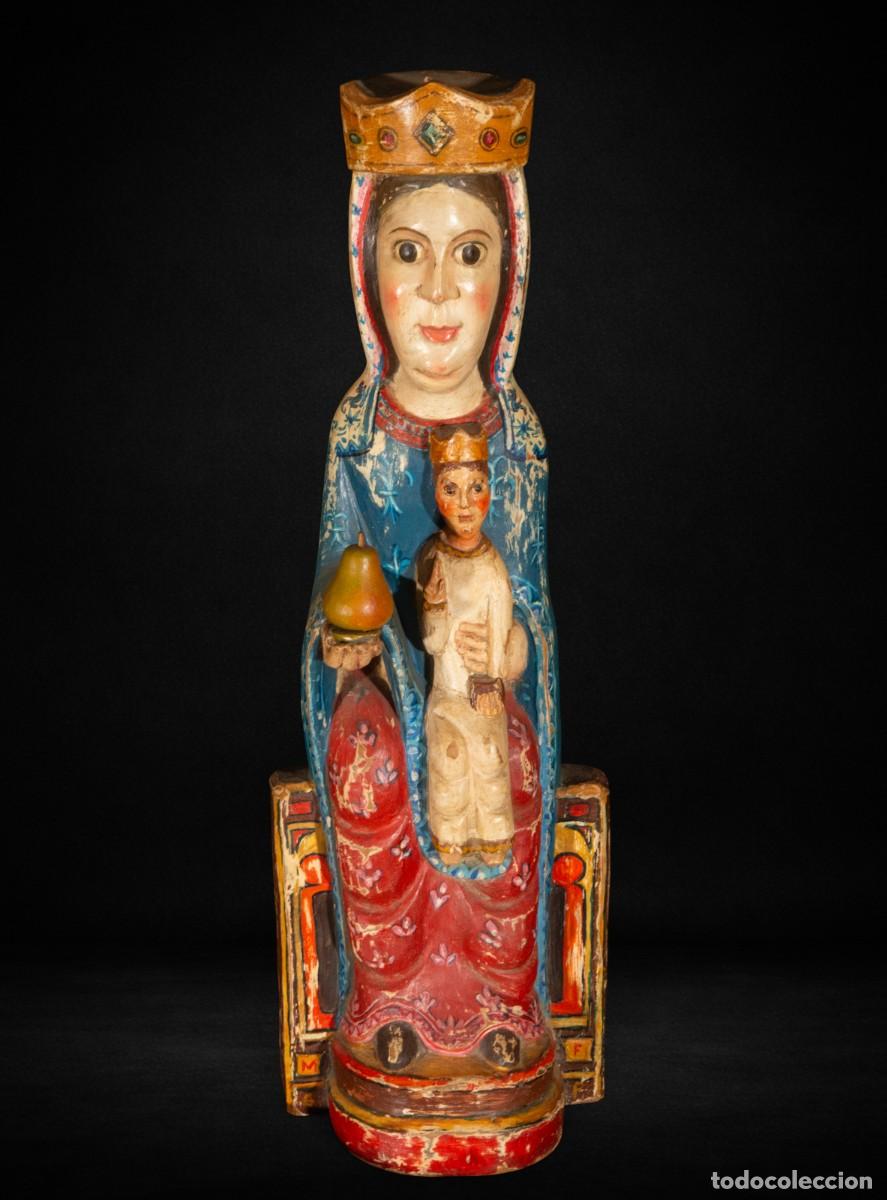 Arte: Virgen rom&aacute;nica con el Ni&ntilde;o entronizada, talla en madera policromada estilo rom&aacute;nico, 60 cm
