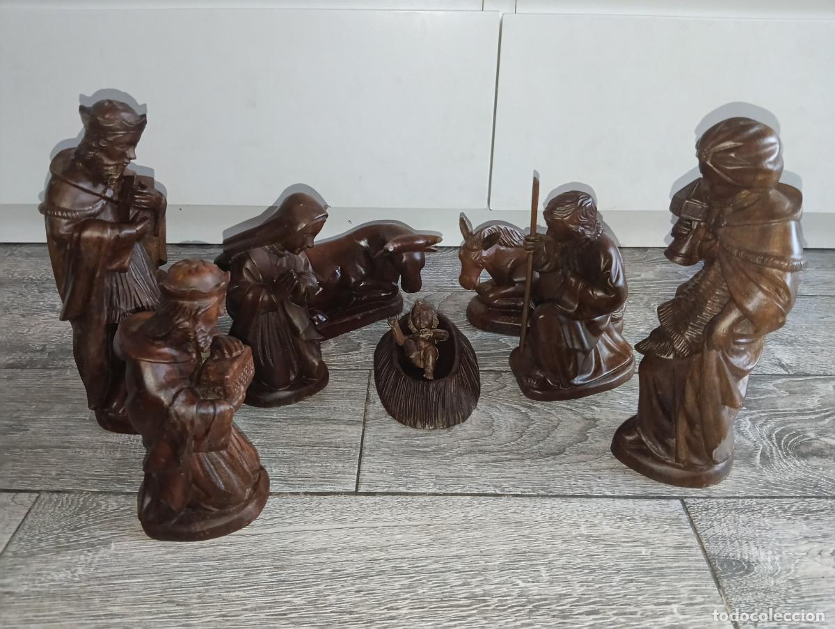Kunst: Antiguo Nacimiento y Reyes Magos de Bel&eacute;n - 8 Piezas Talladas en Madera Noble