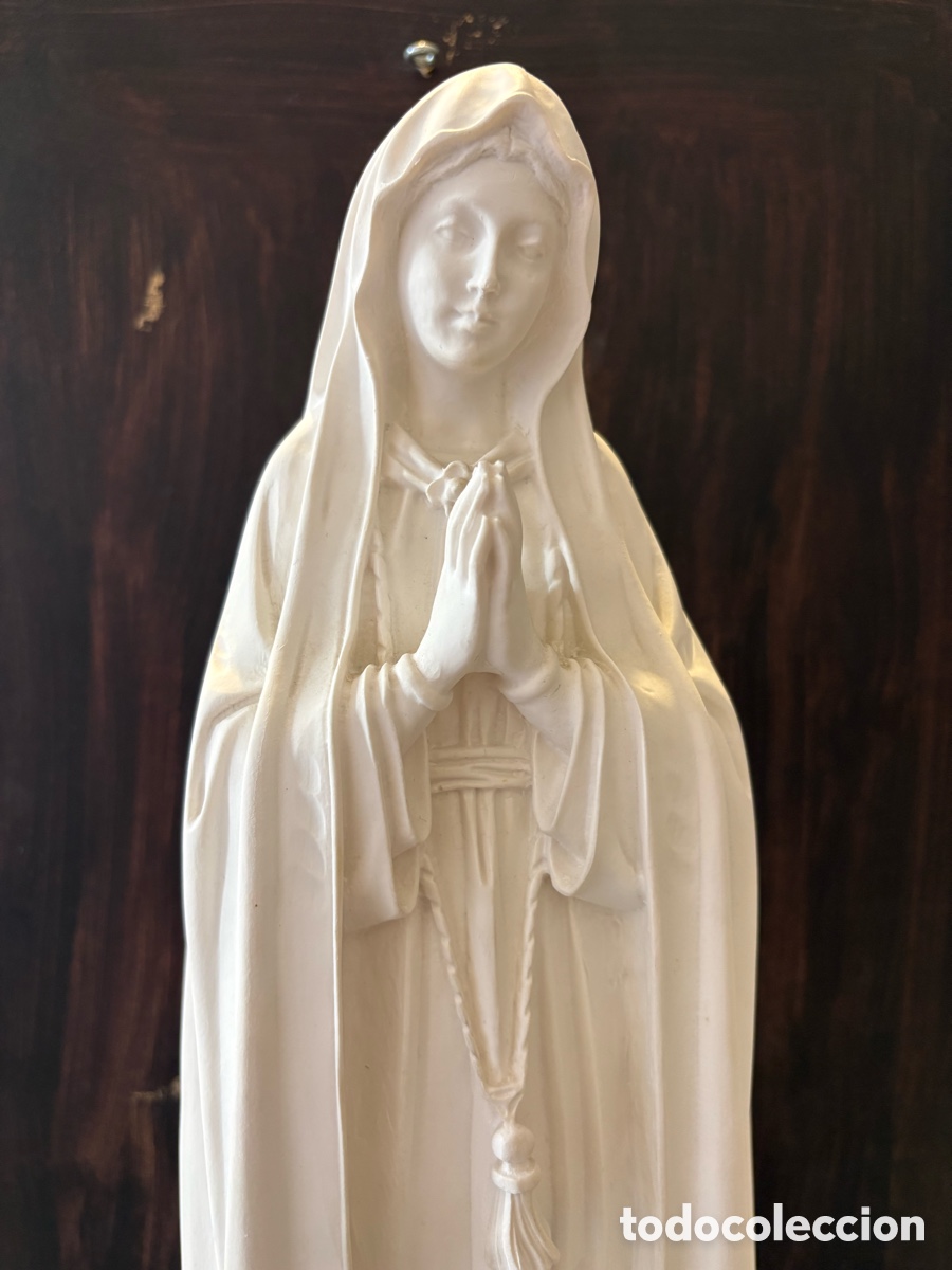 Arte: Imagen de la Virgen de F&aacute;tima