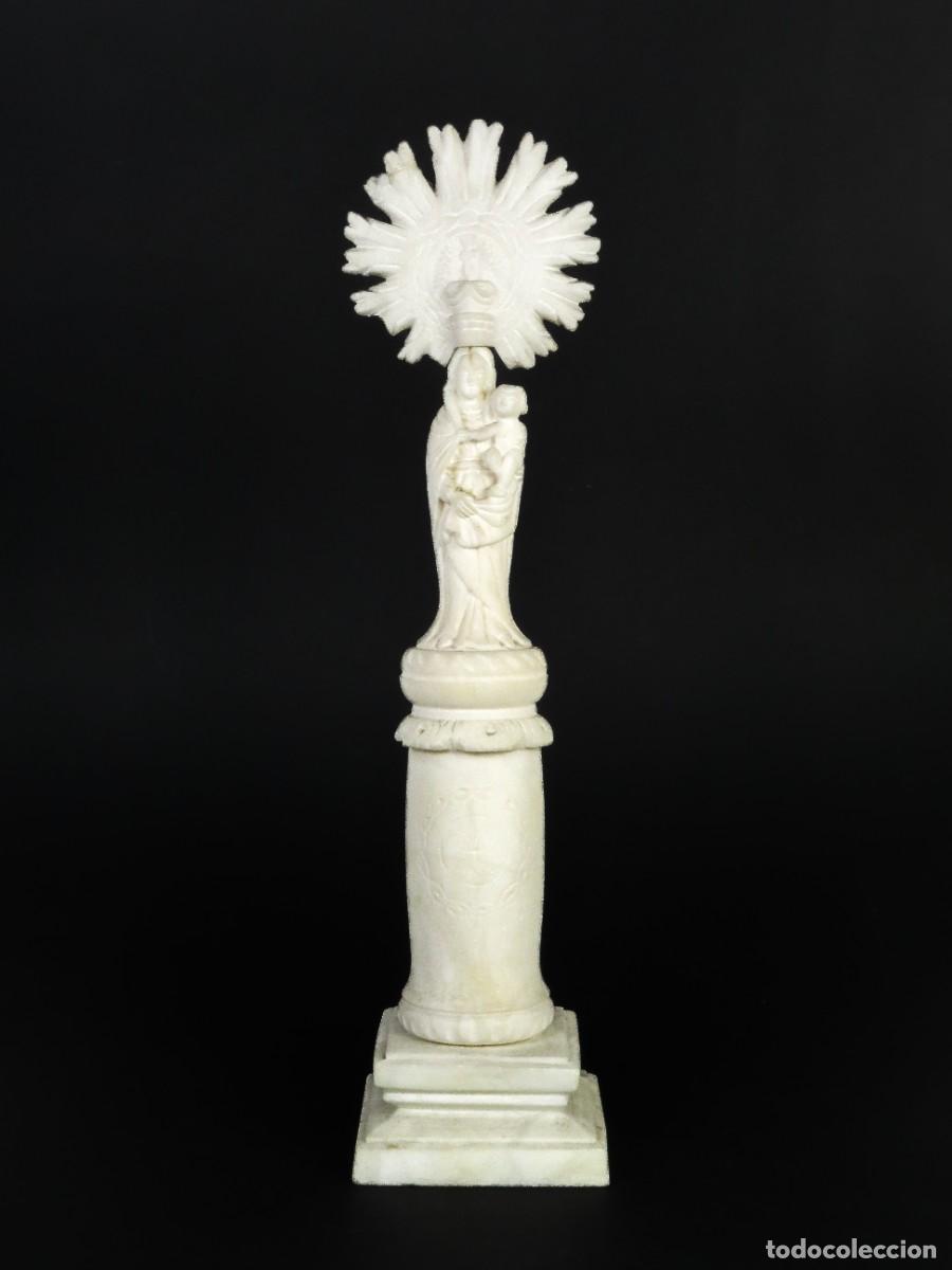 Arte: Virgen del Pilar escultura en alabastro del siglo XIX